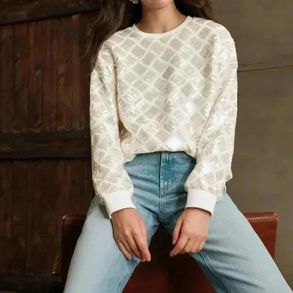 Beige Casual Women's Studded & Sequin Embellished Round Neck Loose Fit - Picture 5 of 7